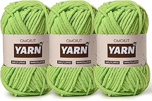 OMOIUT 3 Packs Plush Chenille Chunky Crochet Yarn - Baby Yarn for Crocheting Soft - Velvet Yarns Knitting for Blankets Crafts - Fluffy Amigurumi Yarns 150g / 196.8yds (3 Grass Green)