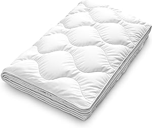 Siebenschläfer Bettdecke 140x200 cm – Medium Ganzjahresdecke für normal temperierte Schlafzimmer (140 x 200 cm - Ganzjahresdecke)
