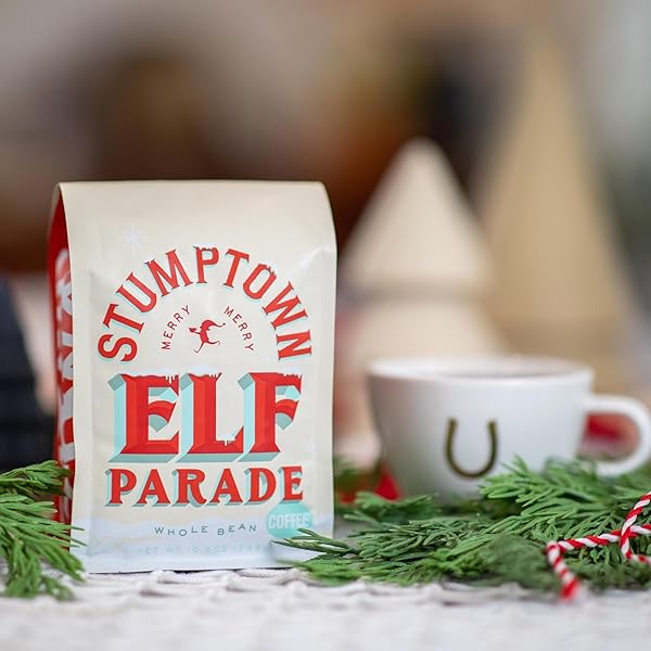 STUMPTOWN COFFEE ROASTERS, MEDIUM ROAST WHOLE BEAN COFFEE, 100% ARABICA COFFEE – ELF PARADE HOLIDAY BLEND, FLAVOR NOTES OF BUTTERSCOTCH, CHOCOLATE AND BAKING SPICE – 10.5 OUNCE BAG