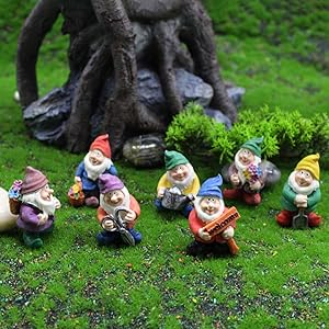 7pcs Garden Gnome Statue,Resin Garden Gnomes Figurine,Outdoor Statue for Patio,Lawn ,Yard Art Decoration