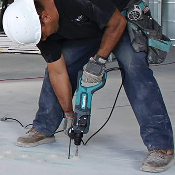 Makita HR2475 featured image 5