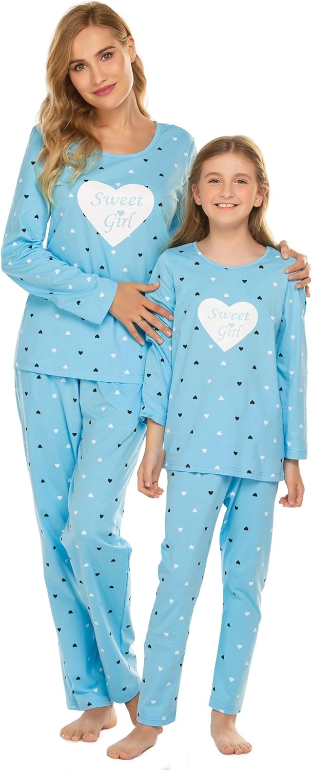mom and baby girl matching pajamas