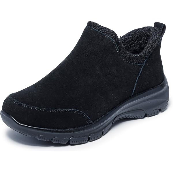 Amazon.com | Clarks Men's Wallabee (Ink Hairy Suede