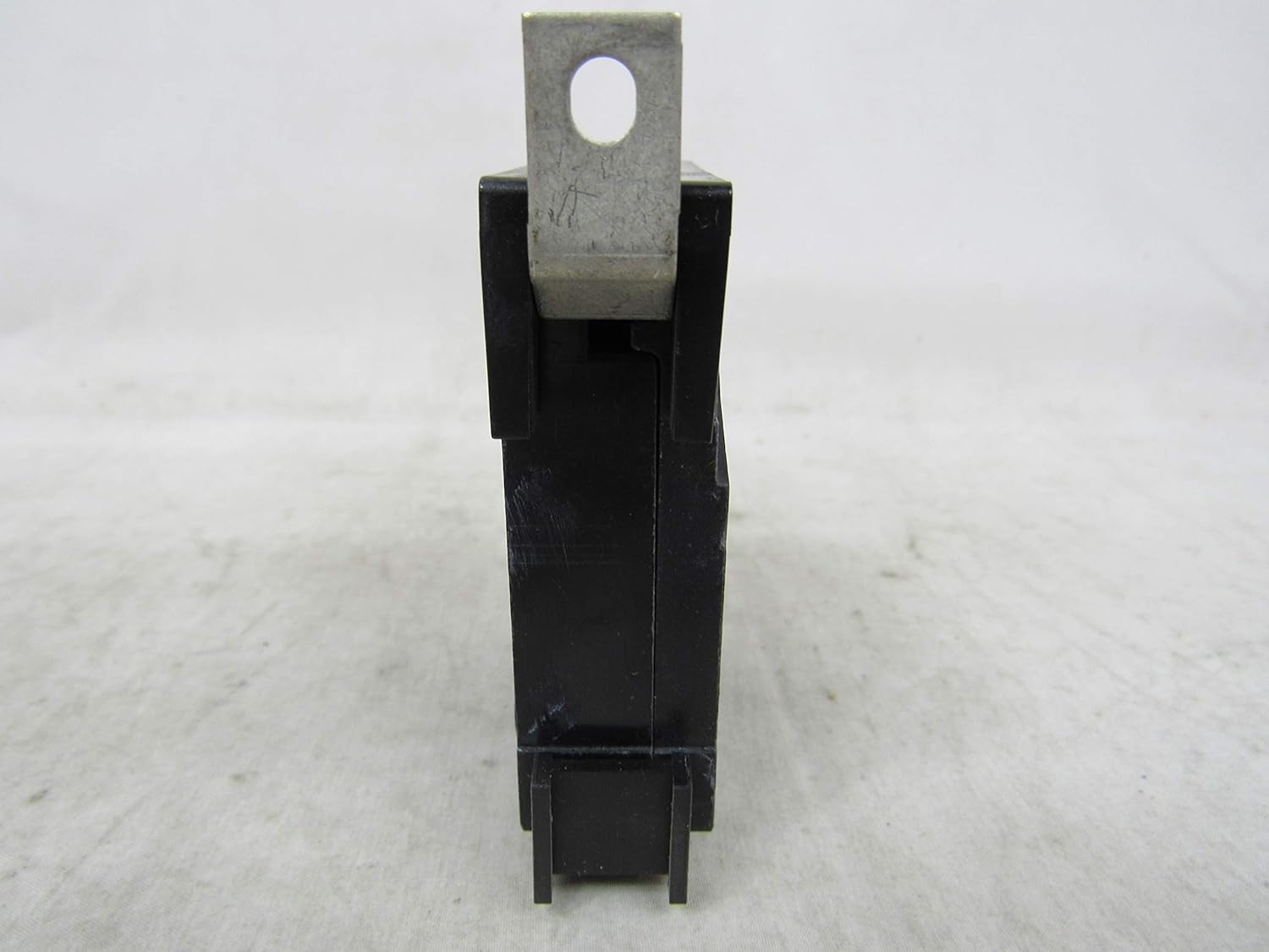 GHQ1020 - Thermal Magnetic Circuit Breaker, G-Frame, Ghq Series, 277 VAC, 20 A, 1 Pole, DIN Rail, Panel - Circuit Breakers - 