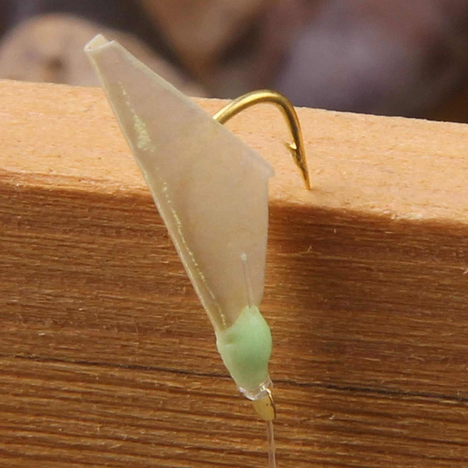 JSHANMEI Fishing Rigs Fishing Lures - 15 Packs Real Fish Skin Rigs Luminous Fishing Bait Rigs Freshwater Saltwater Glow in Dark with Swivel Hooks Size 4 6 8 : Sports & Outdoors