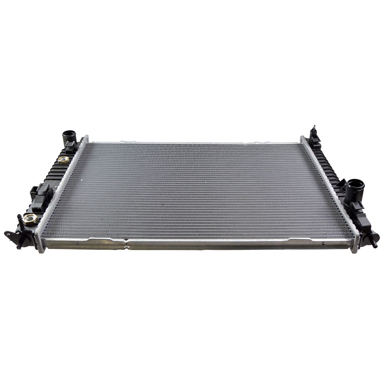 Photo 1 of ** SIMILAR / VERY USED/ UNTESTED  *** TRQ Radiator Assembly Aluminum Core 1 Inch Thick Cross Flow Compatible with 2010-2012 Ford Fusion L4 2.5L V6 3.0L 2007-2012 Lincoln MKZ 2010-2011 Mercury Milan FO3010289 CU13126
