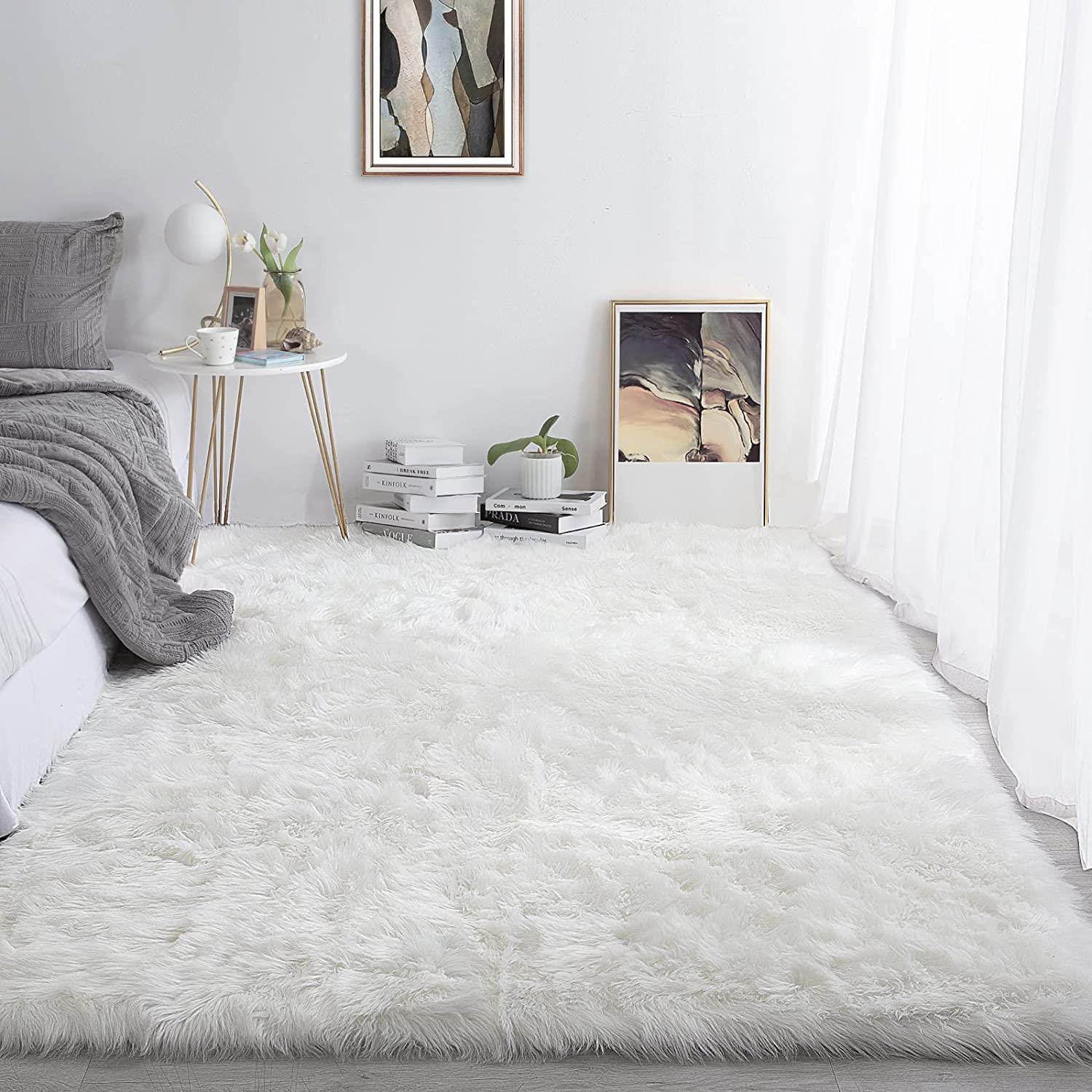 YIHAIC Faux Sheepskin Rug - Faux Fur Rug- Fluffy and Soft Faux Sheepskin Area Rug for Bedroom and Rooms Decor, Shaggy Rugs for Cozy Home Feel (White, 80 x 180cm)