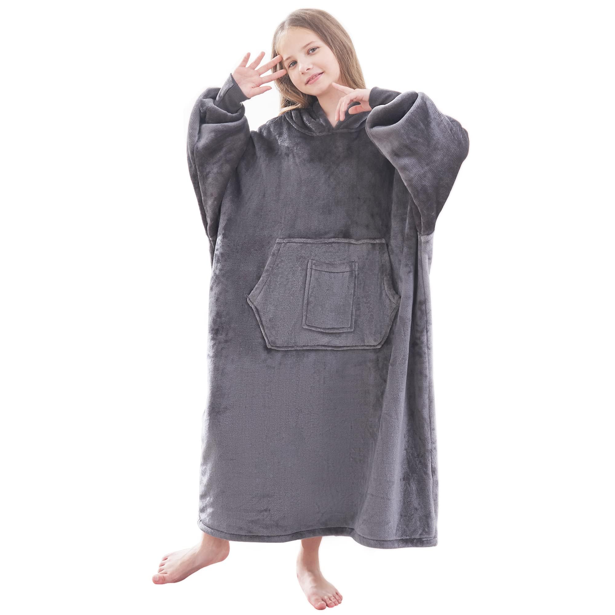 FUSSEDA Oversized Wearable Blanket Sweatshirt,Super Thick Warm Fleece Sherpa Cozy Blanket Hoodie with Pockets&Sleeves for Adult Kids