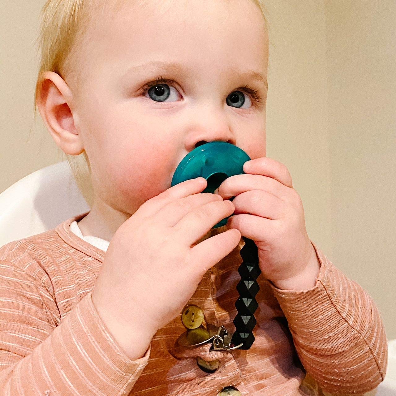 Babygoal Silicone Pacifier Clip, 2 Pack Pacifier Holders, Teething Beads with Pacifier Case for Boys and Girls Fits Most Pacifier Styles, Teething Toys, 2GJS02-B : Baby
