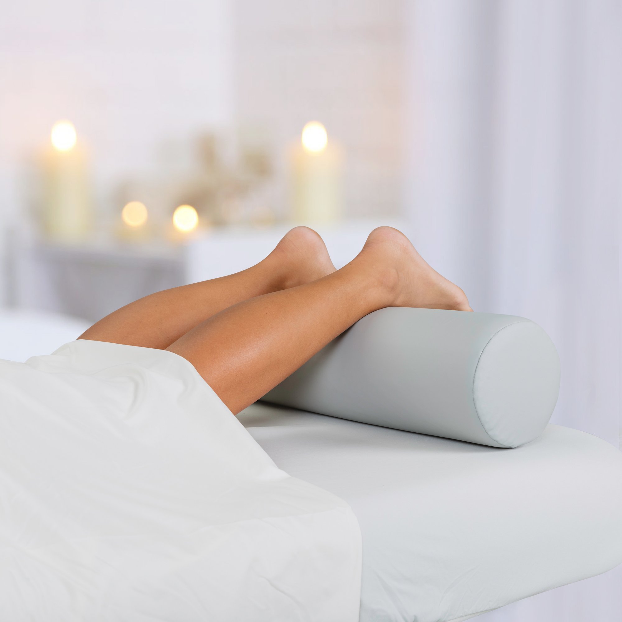 EARTHLITE Bolster Pillow Full Round Durable Massage Bolster, 100 PU