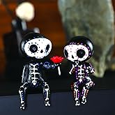 Sugar Skull Decor Couple Statue,Gothic Mexican Decor for Home Kitchen Bookshelf Figurine,Dia De Los Muertos Decorations Gifts for Women,Halloween Decortion Alebrijes Adornos Para Sala Modernos Cuartos