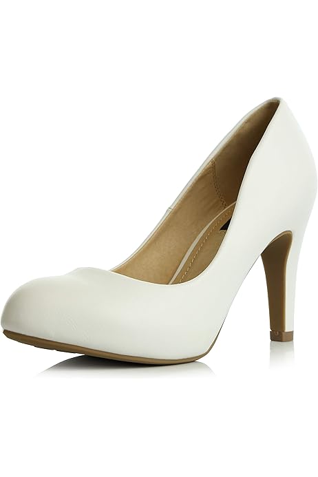 comfortable round toe pumps