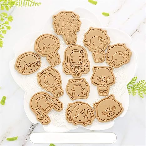 Amazon Twinstar 漫画のクッキー型 Diy家庭用ベーキングツール 製菓用品 クッキーモールド 可愛い お弁当 手作り キッチン 家庭用 クッキーカッター おにぎりクリスマスケーキギフト 手作り 12pcs C クッキー型 オンライン通販