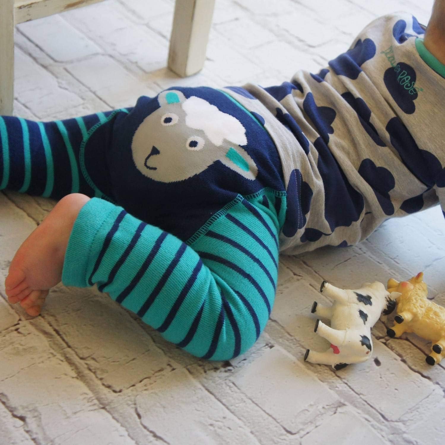 blade and rose sheep leggings