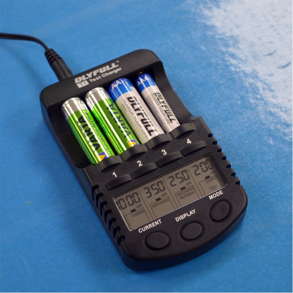 DLYFULL LCD Intelligent NI-MH AA&AAA Battery Charger With USB Port & UK Adapter + Fast Charge + Smart Test