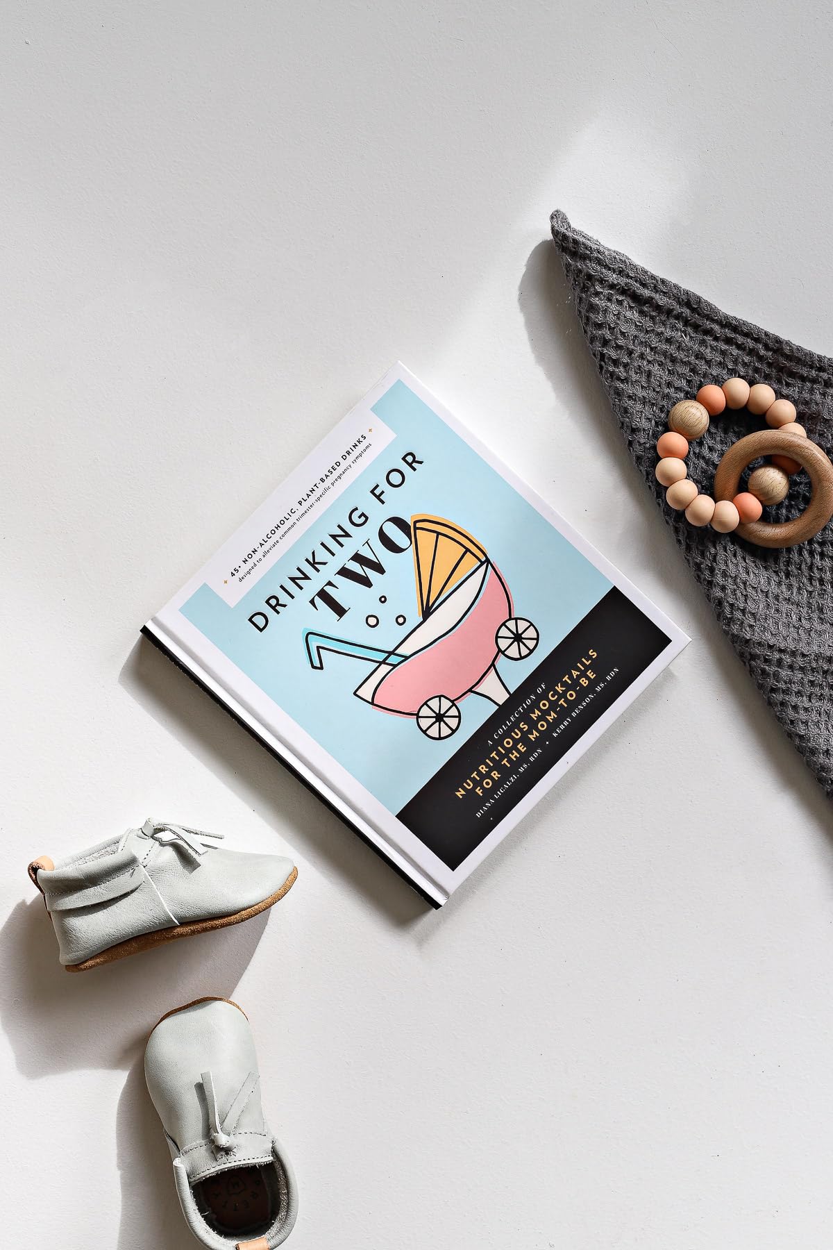 Drinking for Two: Nutritious Mocktails for the Mom-To-Be Drinking for Two: Nutritious Mocktails for the Mom-To-Be Hardcover Kindle
