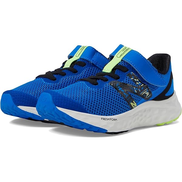 シューズ BALR. LOAB TRAINER v2 Amazon.com | New Balance Kids ITRAVRB2 Running Shoe, Team