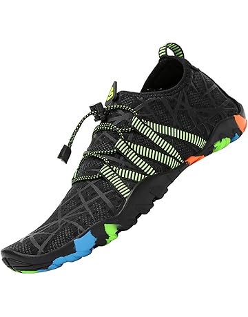 waterschoenen strand