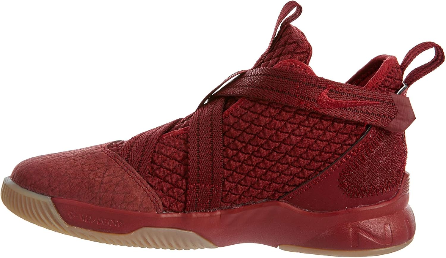 nike lebron soldier xii sfg boys