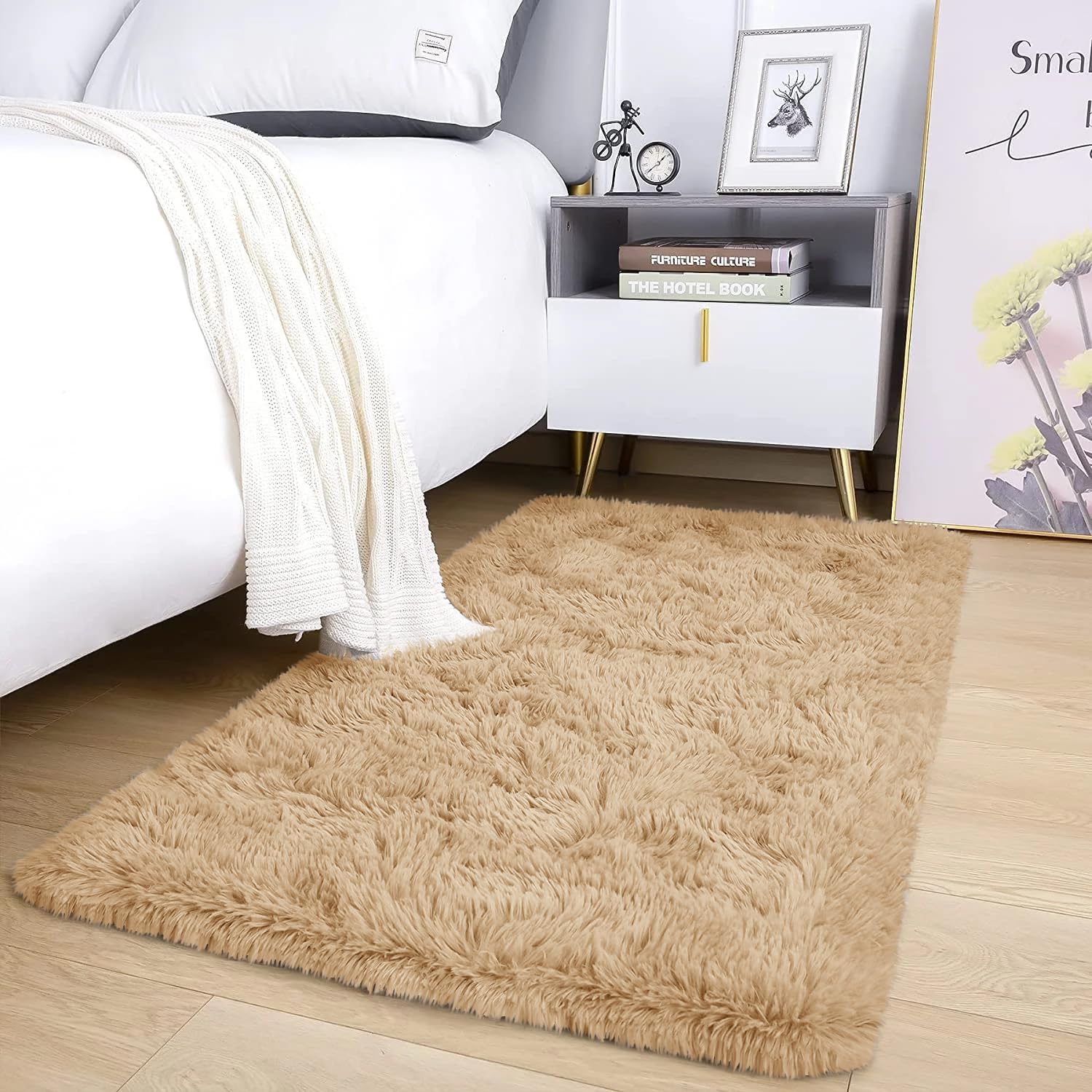 AMEHA Small Bedroom Shaggy Rugs 50x80 cm Beige, Fluffy Soft Non Slip Living Room Rug Nursery Carpet Non-Shedding