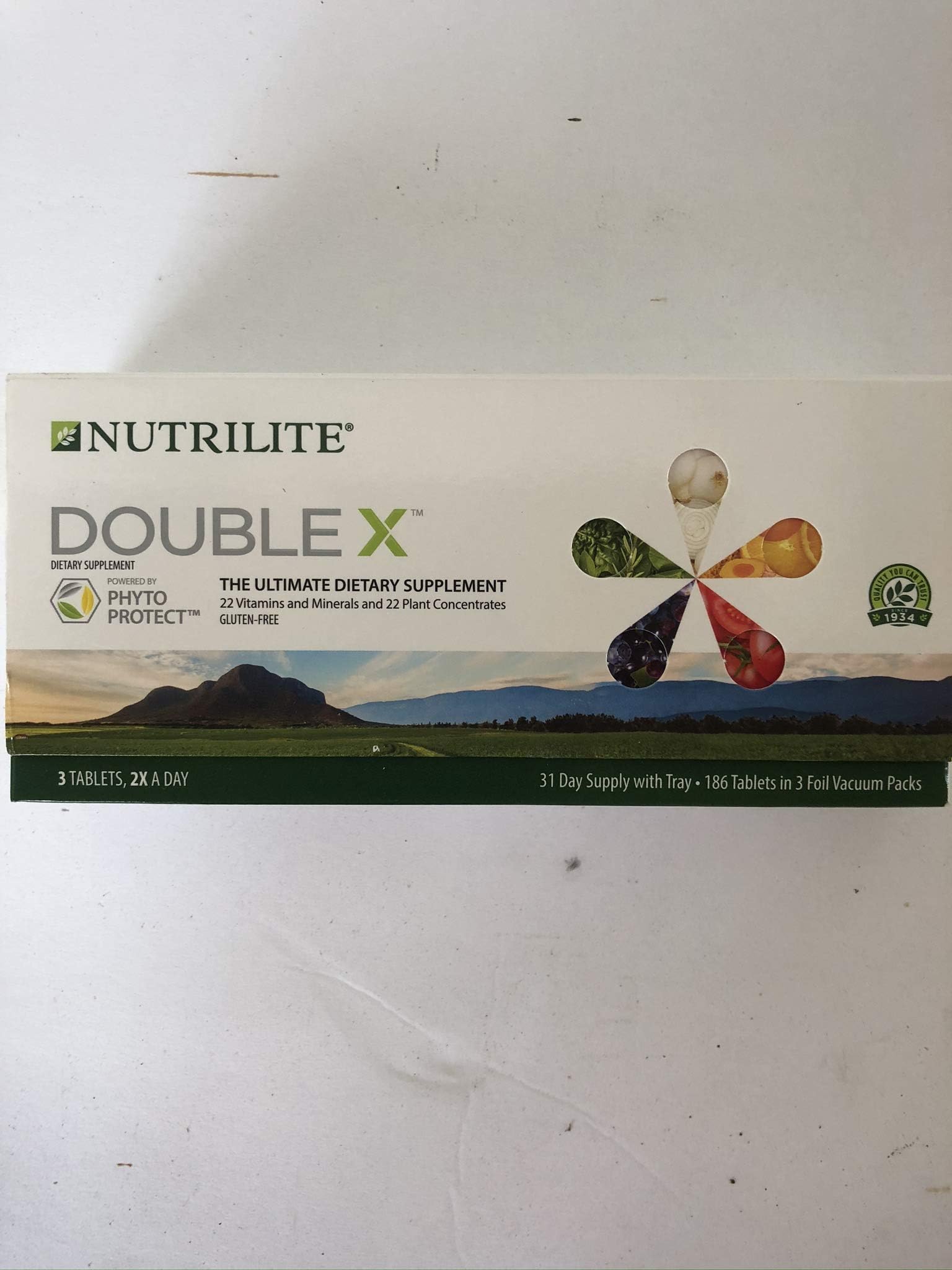 Nutrilite Double X Vitamin/Mineral/Phytonutrient Supplement – 31-Day Supply with 3-Compartment Case