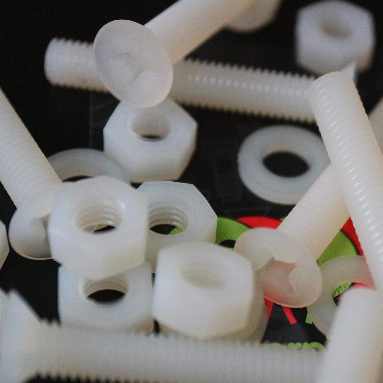 50 x Nylon Countersunk Plastic Machine Screws, M5 x 40mm, Plastic Bolts, Nuts & Washers, Natural - Image 4