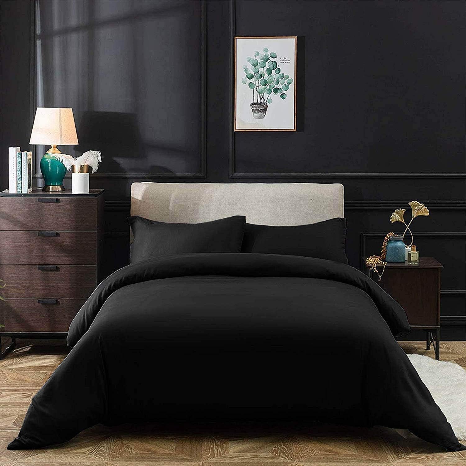 AMEHA King Size Duvet Cover Sets Plain Dyed Quilt Bedding with Pillowcases Soft Breathable Microfibre Bed Set Black - Image 3