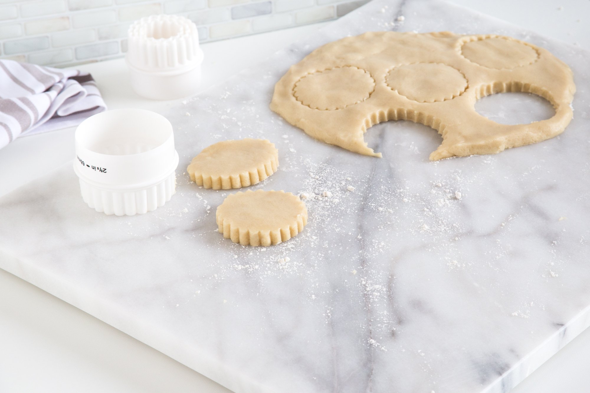 Fox Run 3829 Marble Pastry Board White, 16 x 20 x 0.75 inches