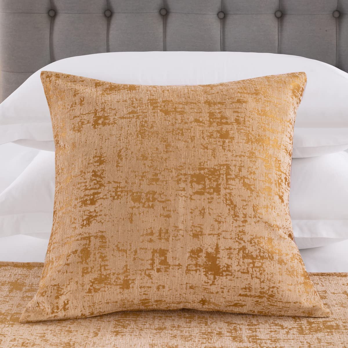 AMBERIS 2 Pillowcases (45×45cm)(Without Insert) Golden, Chenille Soft No Fading Modern 2 Pillowcases (Without Insert)