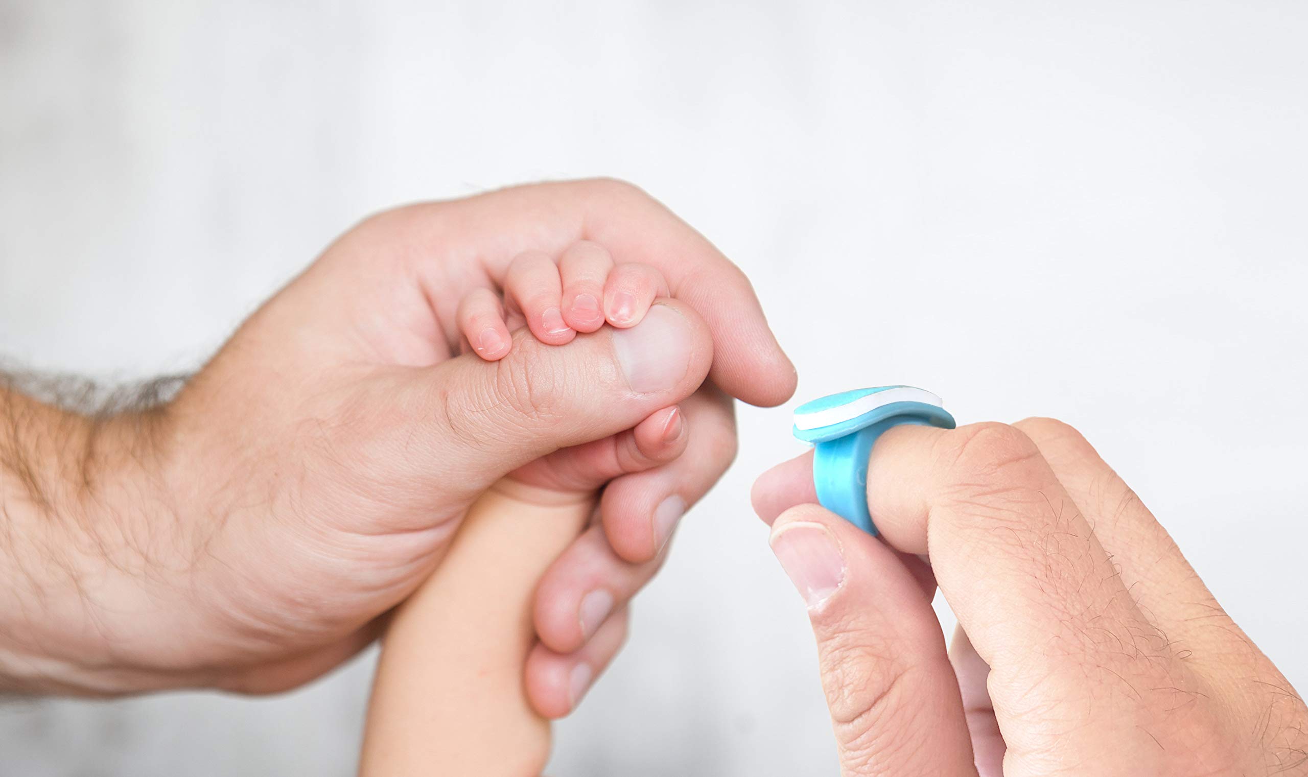 New Stress-Free Baby Nail Care Set for Newborns I No Risk of Injury to Your Child When Shortening, Trimming and Filing Their Fingernails (0-6 Months)