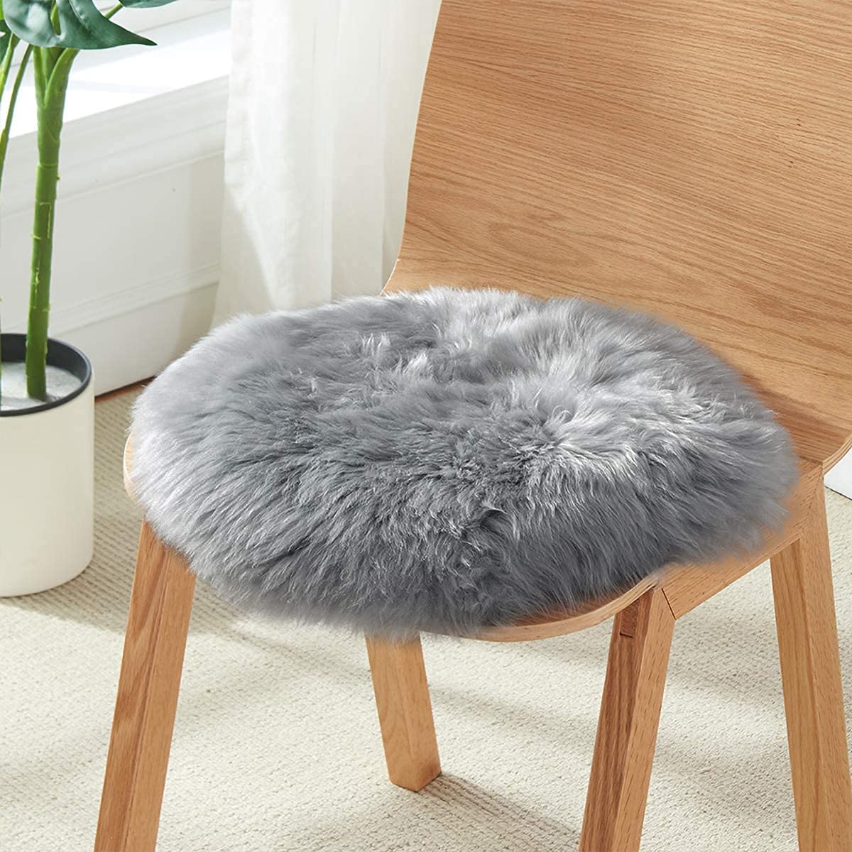 SXYHKJ Faux Sheepskin Rugs, Soft Fluffy Faux Chair Cover Hairy Washable Carpet Non Slip Mats for Chair Bed Sofa Floor with Extra Long Wool (gray, 45 x 45 cm)
