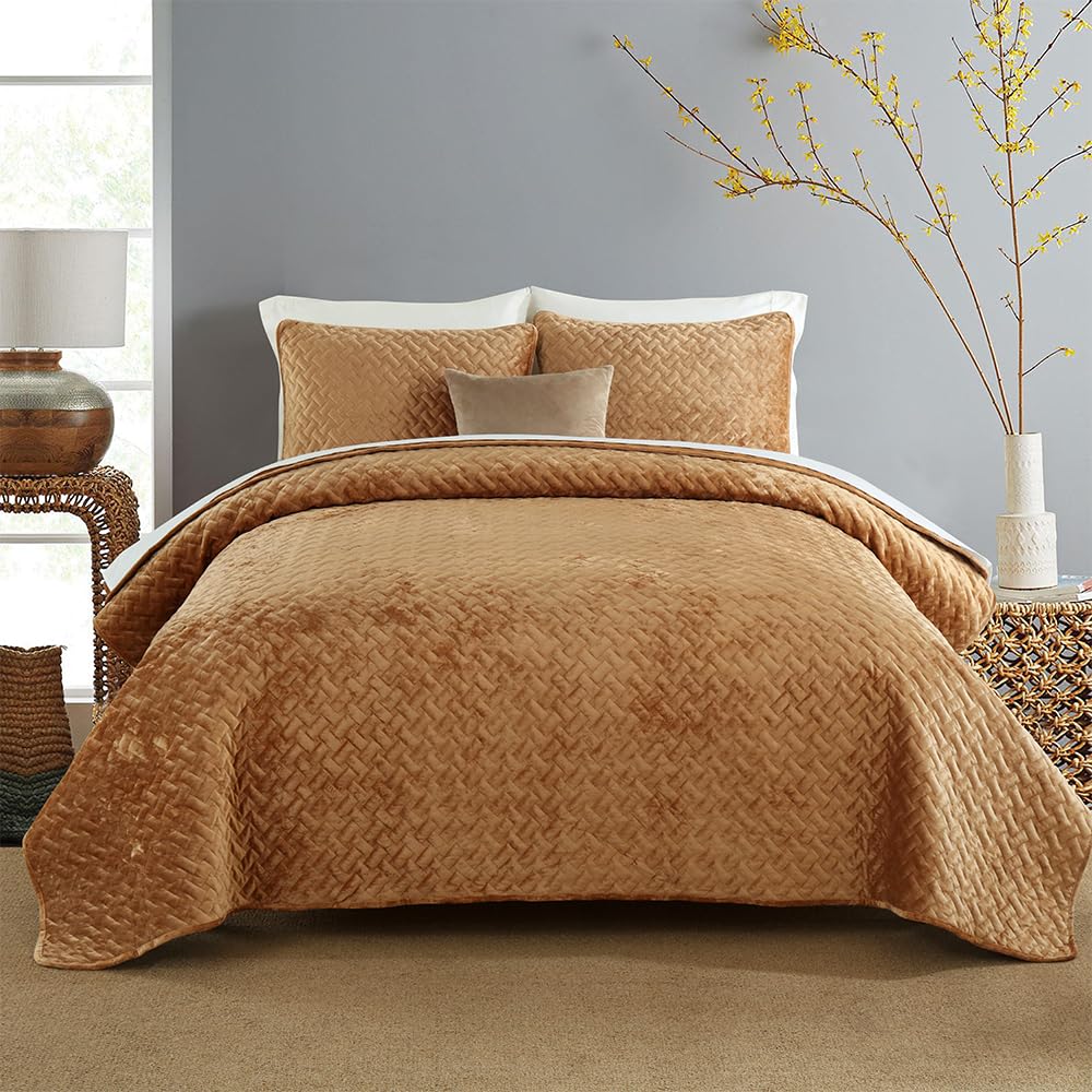 Photo 1 of Liians Velvet Bedspread Quilt Bedding Sets,Luxury Elegant Ultra Soft Velvet Comforters Coverlet Blankets,Weave Stitching Pattern Cotton Quilted Bedspread for All Seasons,Taupe,Queen Size
