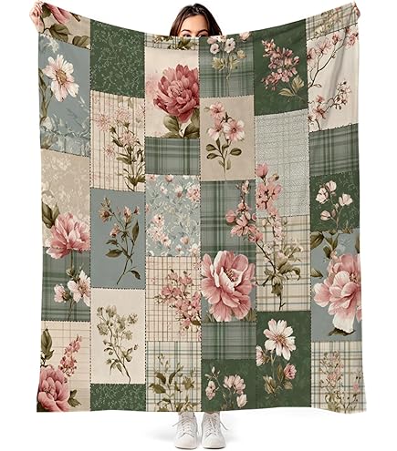 Amazon.com: Vintage Floral Rose Green Chintz Sage Green Pink