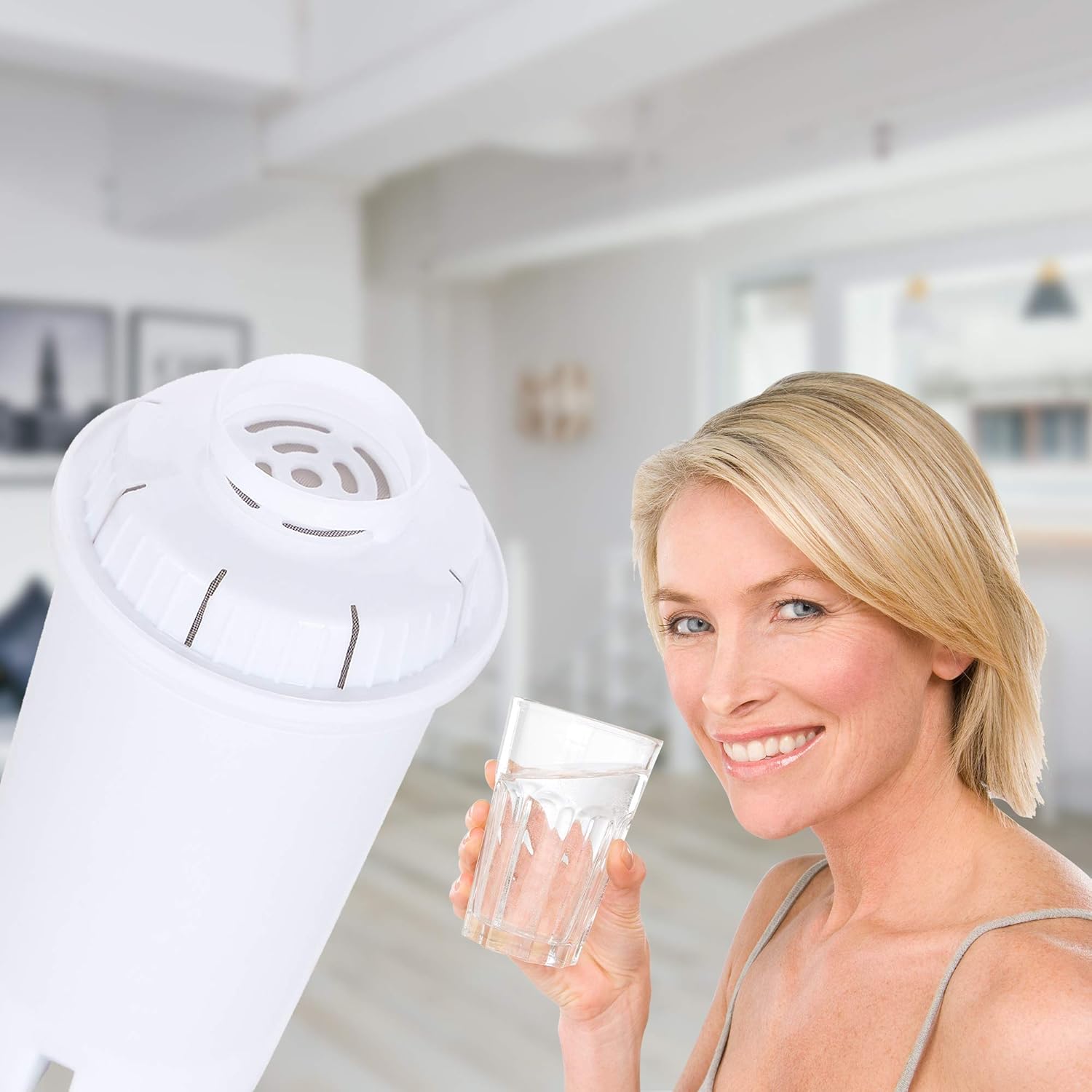 Freco Water Filter Pitcher, 3.5L Large Everyday Water Purification Dispenser, 10-Cup with 1 Filter, Long-Lasting BPA Free Filtration, Reducing Chlorine Lead Alkaline Heavy Metals, White: Home & Kitchen