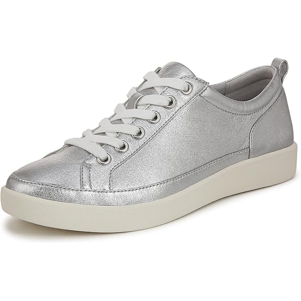 Clarks Women's Un Rio Tie Leather Sneakers – Casual Lace-Up Fashion Sneakers