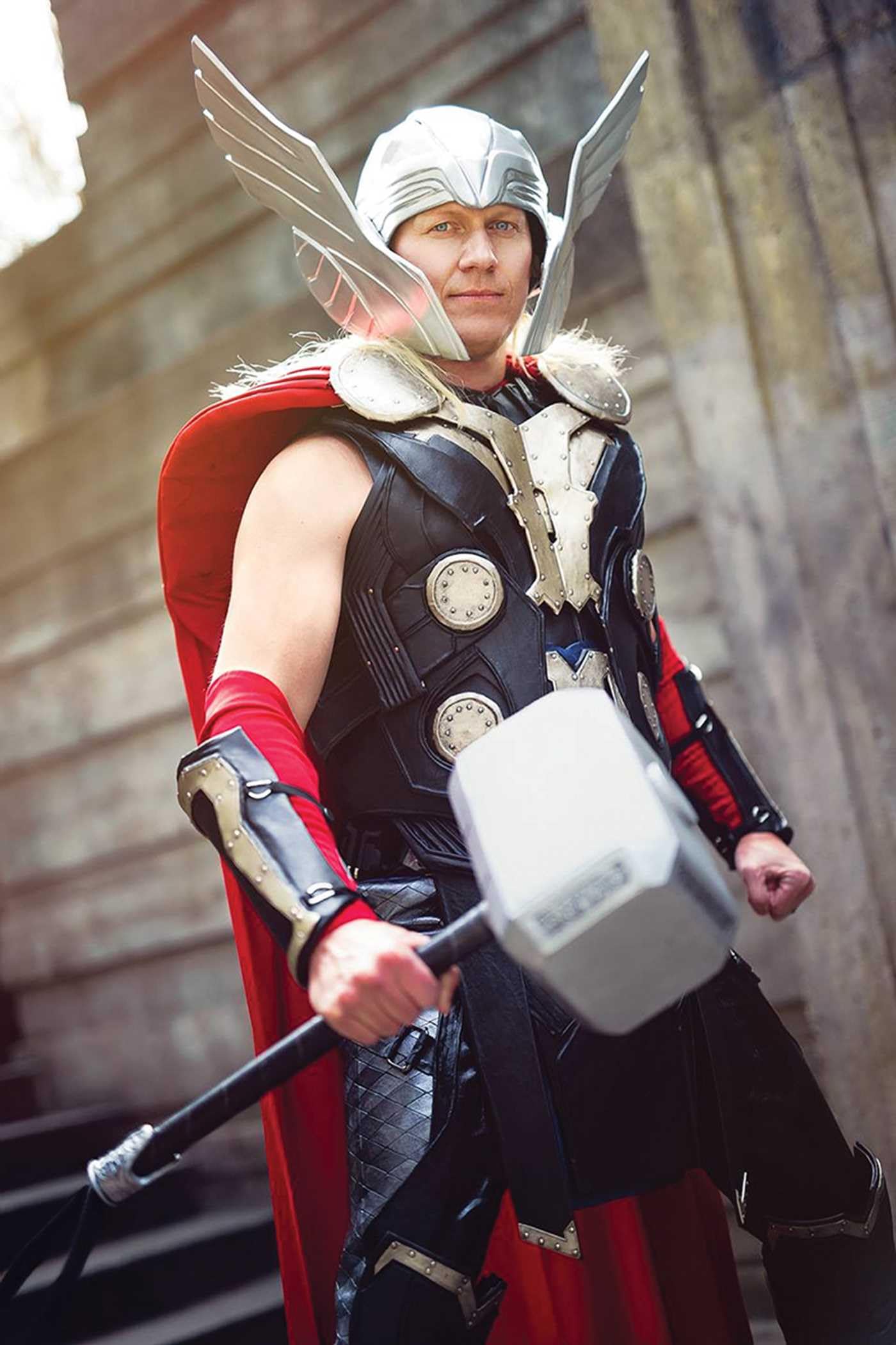 Cosplayer's Ultimate Guide to EVA Foam: Design, Pattern, Create - Level Up Your Costumes & Props Cosplayer's Ultimate Guide to EVA Foam: Design, Pattern, Create - Level Up Your Costumes & Props Paperback Kindle