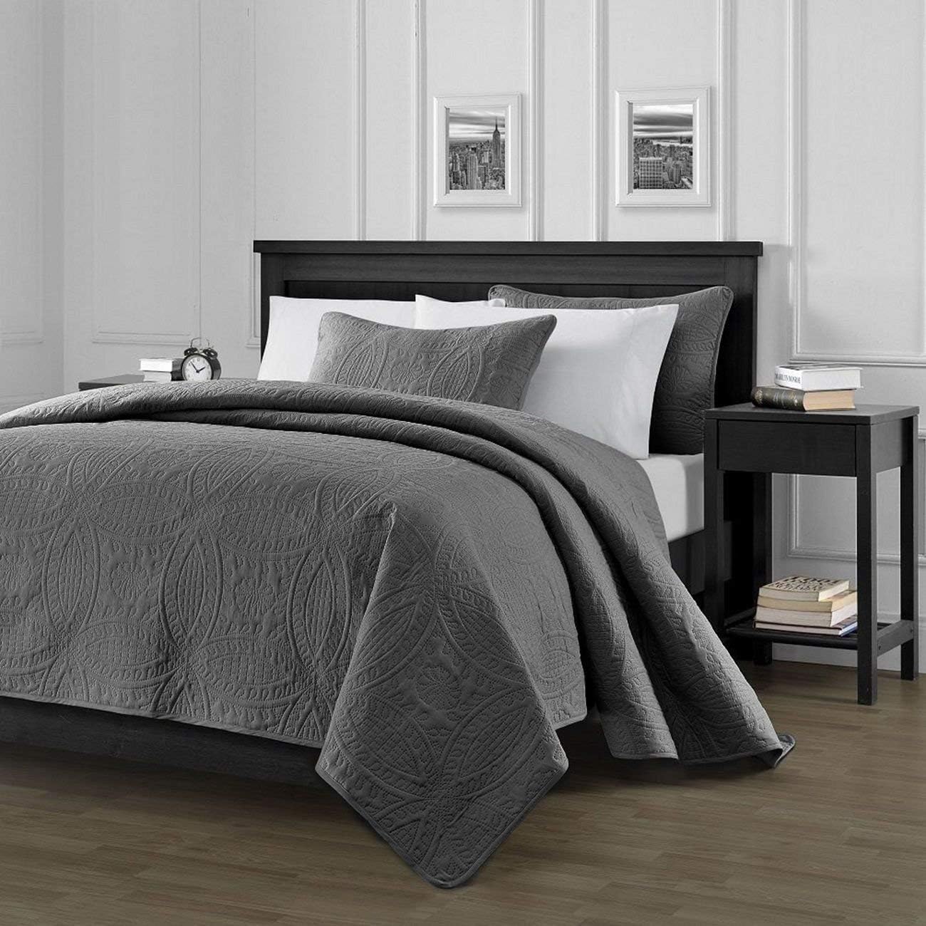 Orient Home Collection De Moocci Pinsonic Coverlet Sets-Chinese Coin Design-Classic Pinsonic Stitching Front and Back