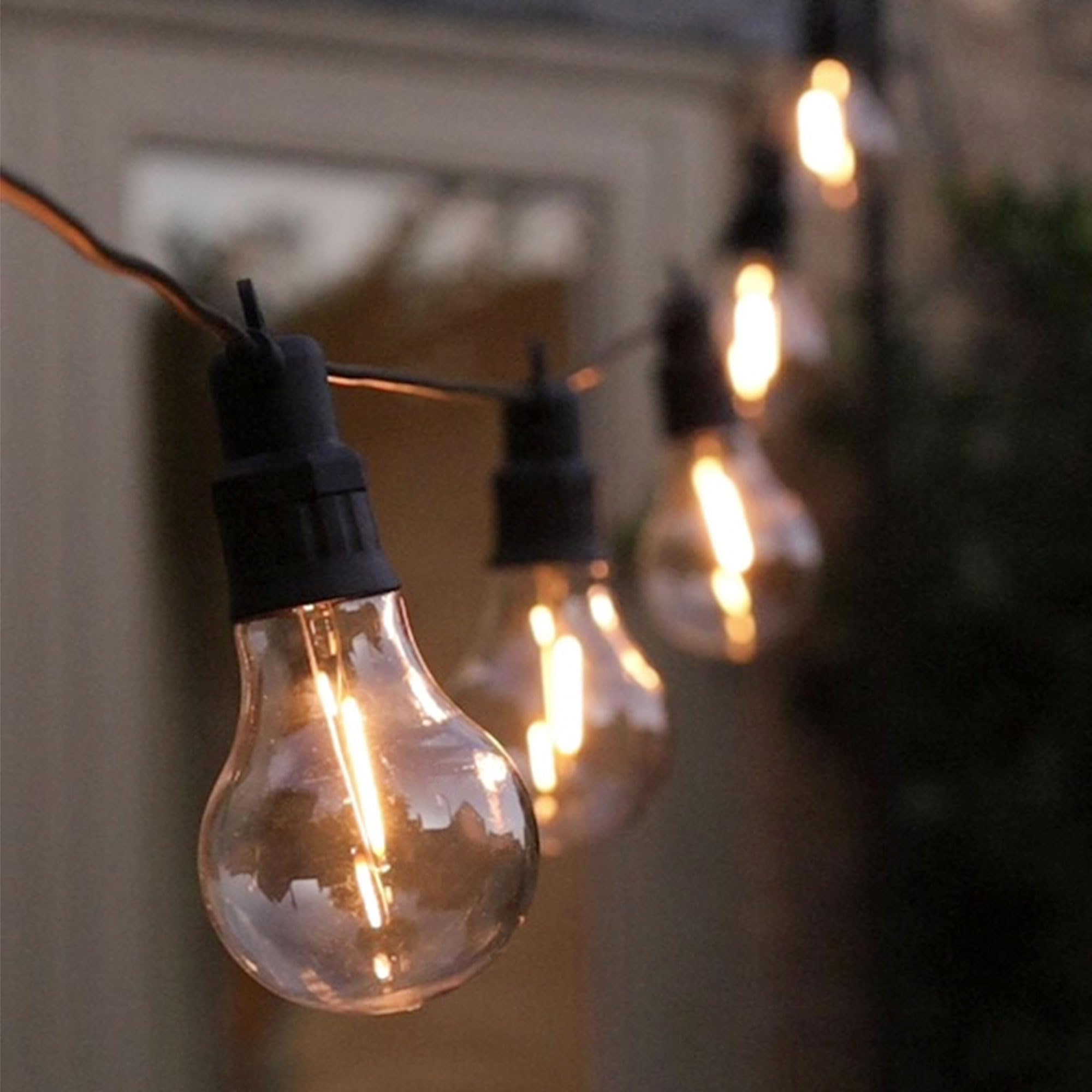 SolarCentre® Edinburgh USB Solar Outdoor Festoon Lights - 10 Bulbs - Powered by Leaf