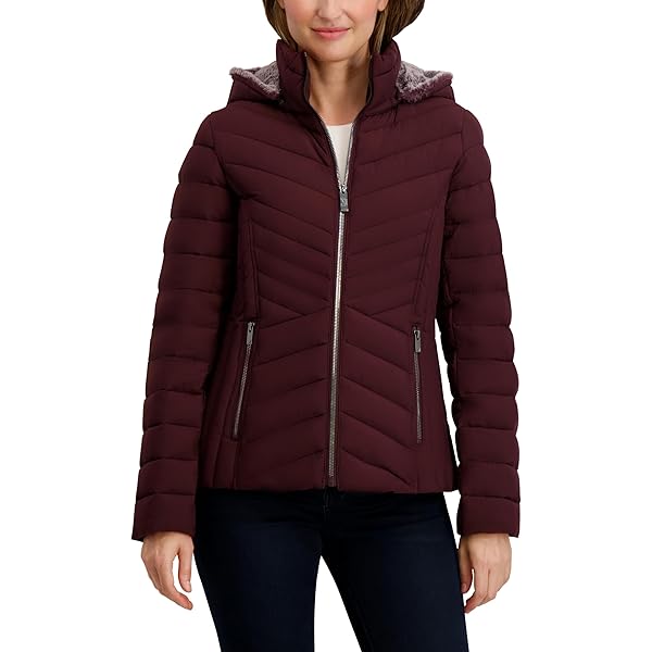 Amazon.com: Nautica Women's Short Stretch Lightweight Puffer