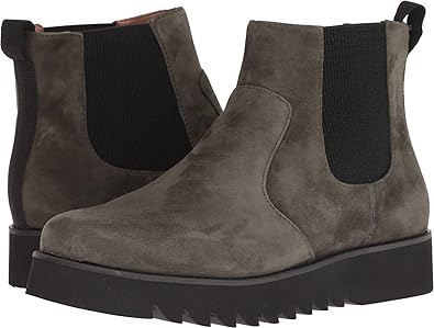 purple vans checkered