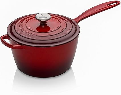 Le Creuset Signature Gietijzeren Steelpan Met Hittebestendige Handgreep Rond O 20 Cm 2 5 L Geschikt Voor Alle Warmtebronnen Incl Inductie 3 612 Kg Kersenrood Amazon Nl