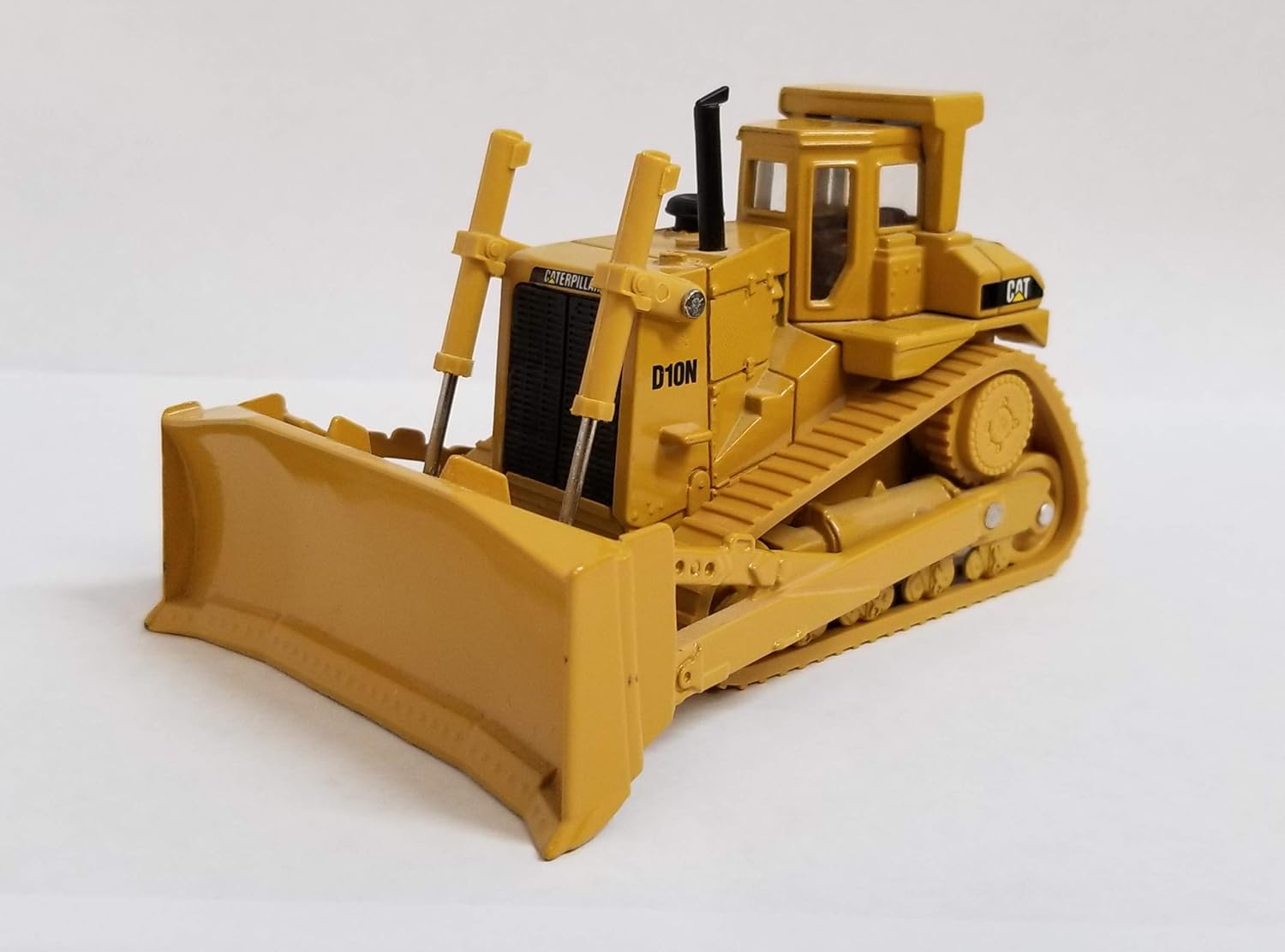 ertl caterpillar