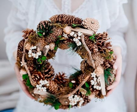 Decorazioni Natalizie Naturali.Cccocc Decorazioni Natalizie Salotto Muro Decorato Secche Secche Forme Naturali Coni Di Fiori Corone Amazon It Casa E Cucina