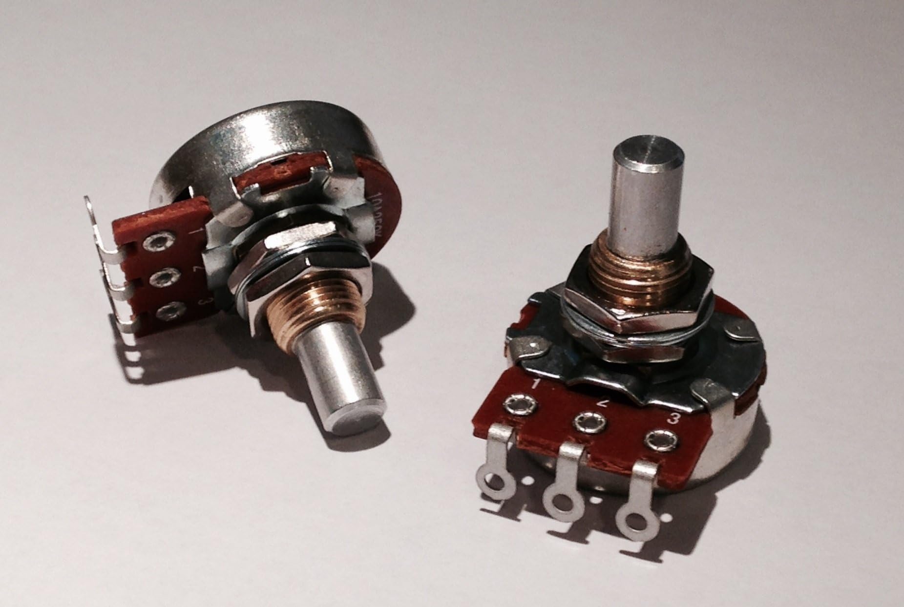 PAIR (2X) Bourns 250K SHORT (3/8" Bushing) SOLID Shaft Audio Taper Low Friction Potentiometers