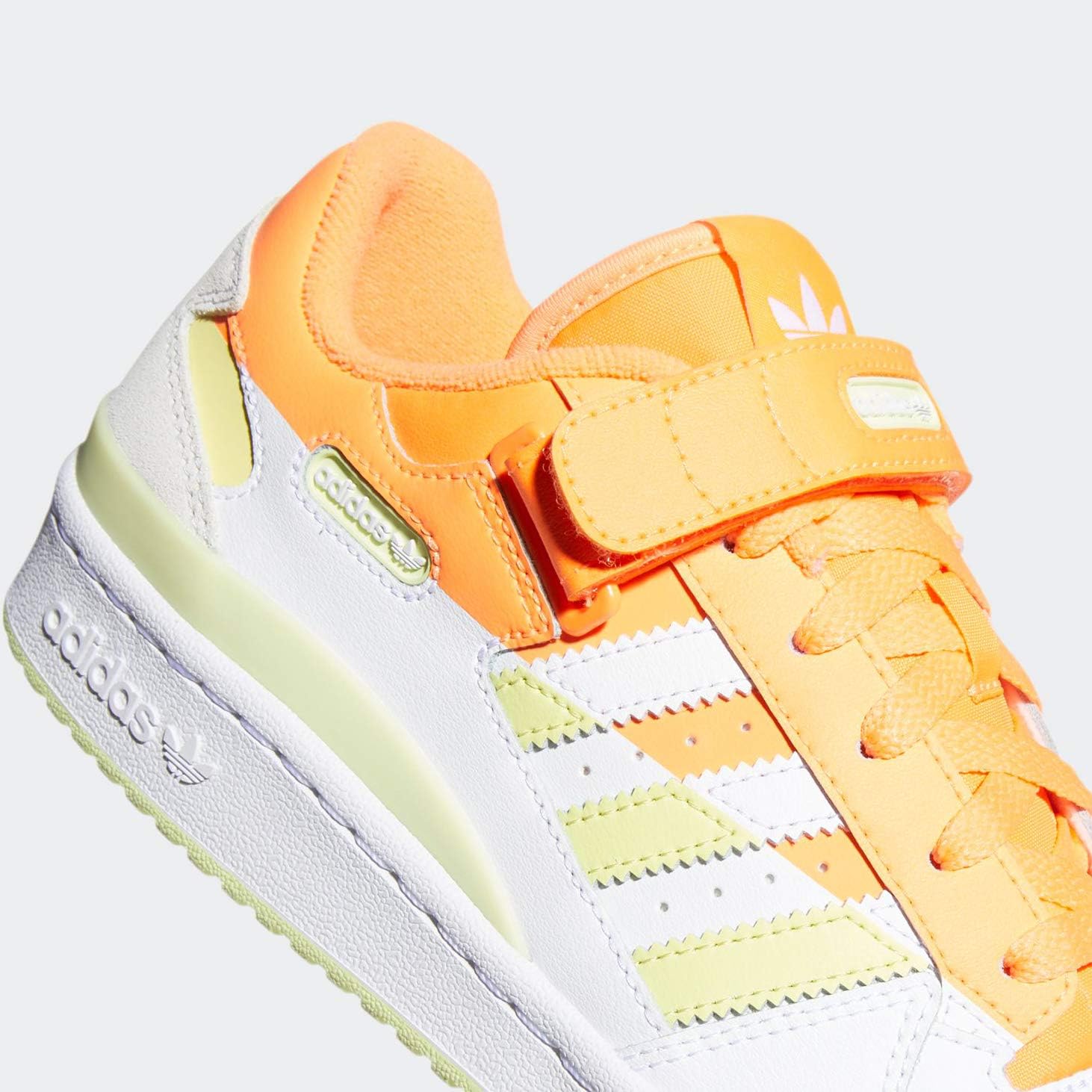 Amazon アディダス フォーラム ロー プレミアム W Forum Low Premium スクリーミングオレンジ イエロー フットウェアホワイト Fy80 日本国内正規品 スニーカー
