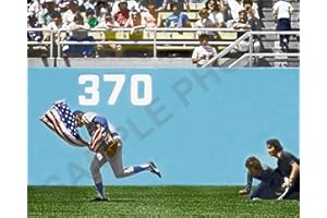 SPORTSPHOTOSUSA Rick Monday 1976 Chicago Cubs Saves Burning USA Flag Dodger Stadium 8x10 Photo