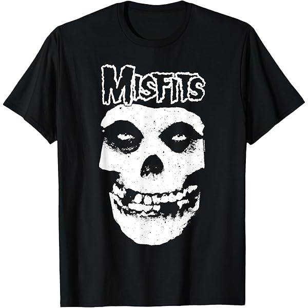 Amazon.com: Misfits – Skull Logo Flag T-Shirt : Clothing