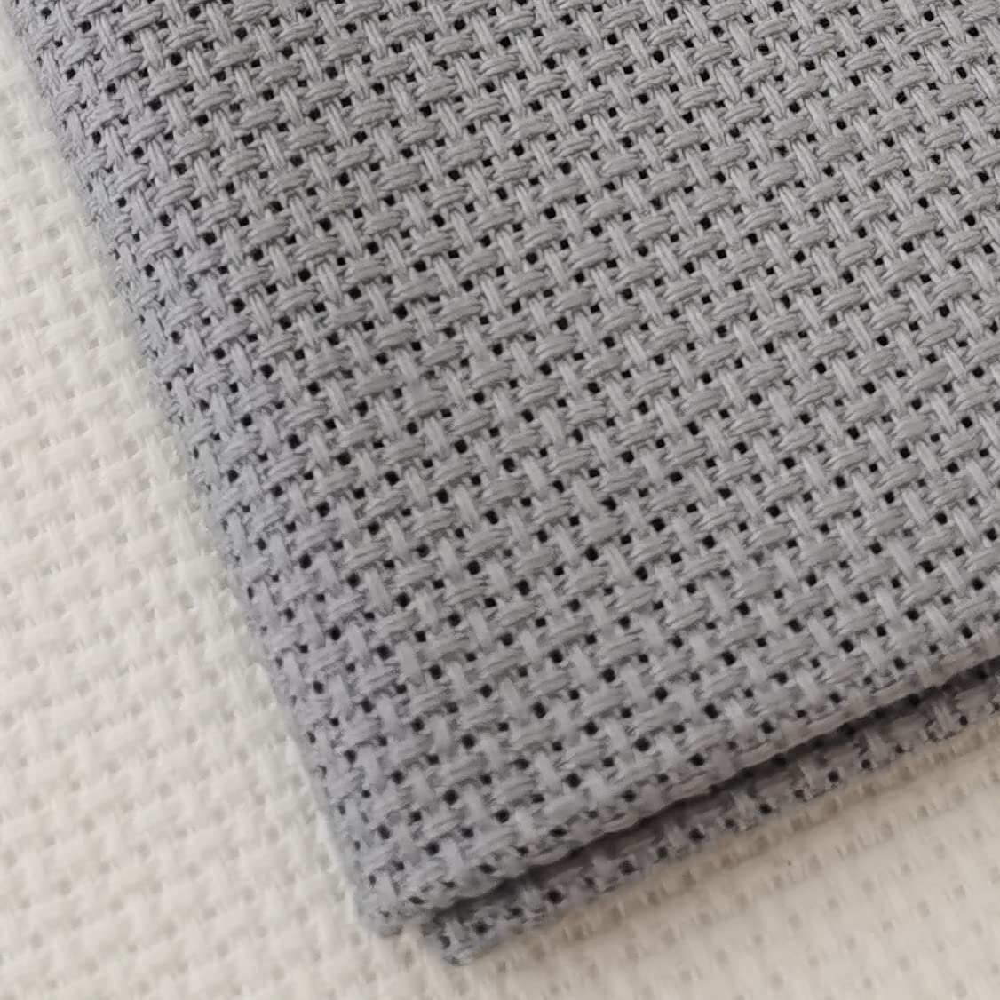 19" x 28" 18CT Counted Cotton Aida Cloth Cross Stitch Fabric (Light Steel Grey)