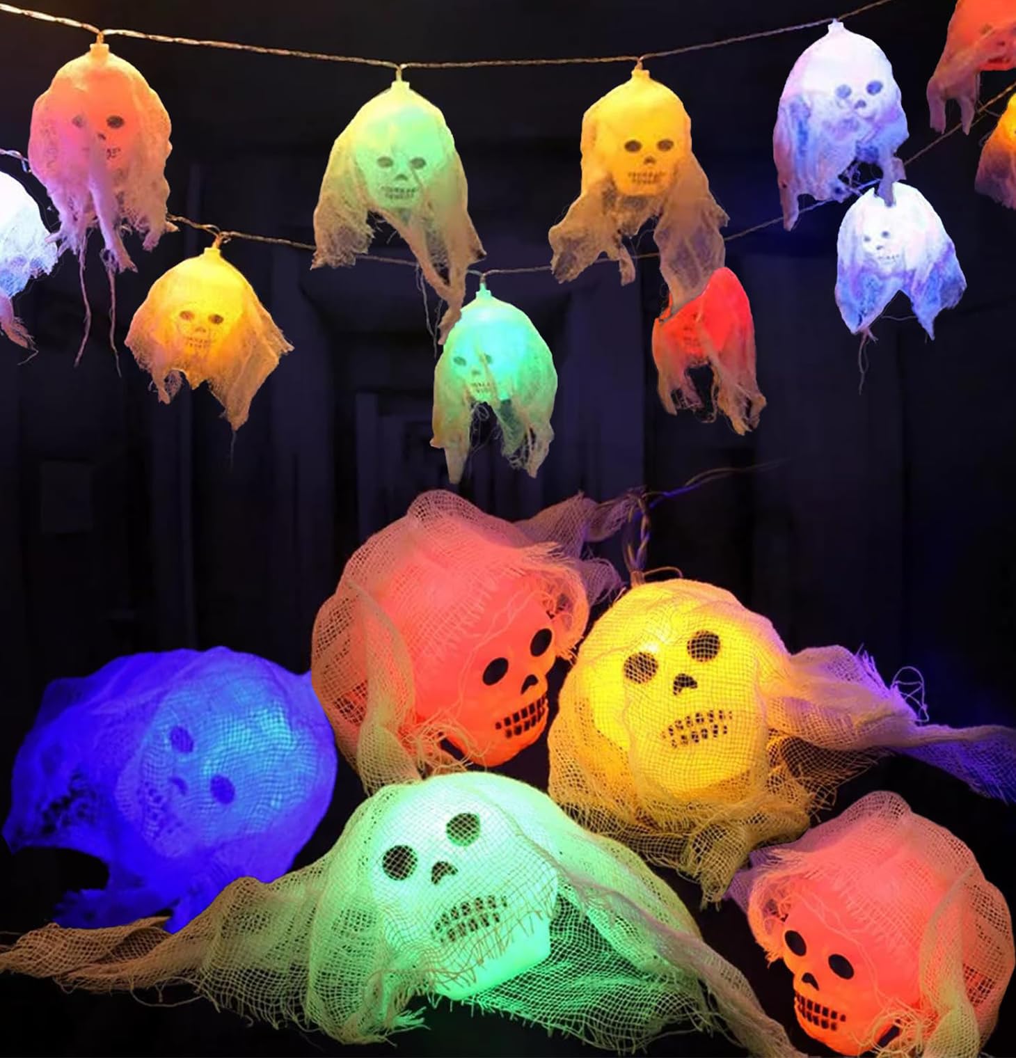Eyezeeption Halloween Decorations Skull Colourful Lights 2.5m LED Skull String Lights Halloween Home Decor Party Indoor Decorations Green Blue Orange and Red Lights