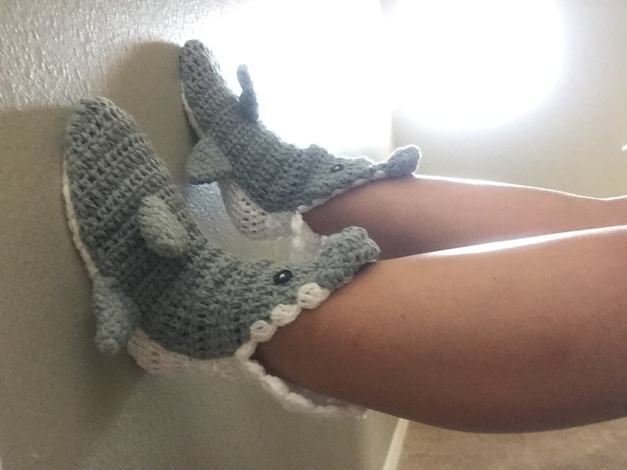 Oaknana 19-20 cm Handmade Crochet Shark Socks Slippers Booties (Women 3/4)